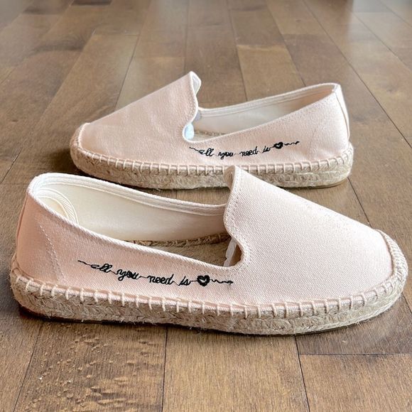 NEW « all you need is love » espadrilles - Picture 4 of 8